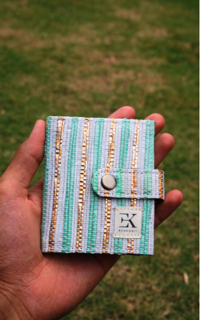 Foldable Card Holder